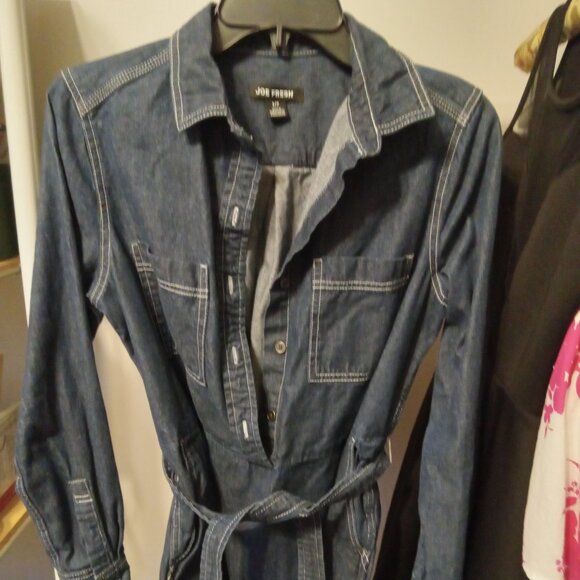 Joe Fresh Dresses & Skirts - Ladies Joe Fresh long sleeve belted dress size small, barely worn